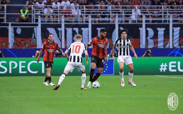 نيوكاسل يخطف نقطة من أنياب ميلان في دوري أبطال أوروبا