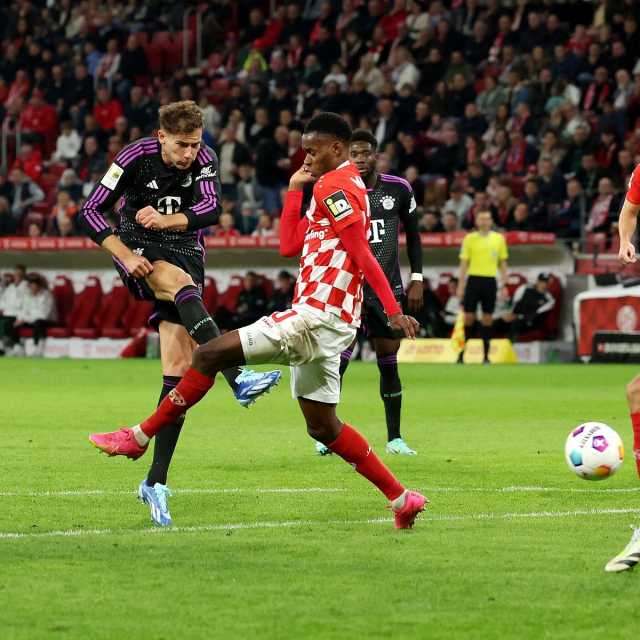 بايرن ميونخ يجتاز عقبة ماينز بثلاثية بالدوري الألماني