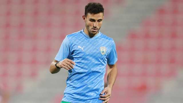فيراتي يتسبب في طرد حمدي فتحي بمباراة الوكرة ضد العربي.. شاهد