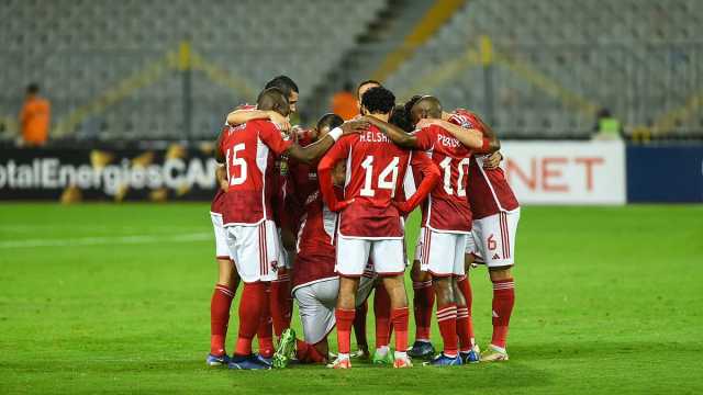 عقوبات صادمة ضد لاعبي الأهلي بعد التعادل أمام شباب بلوزداد