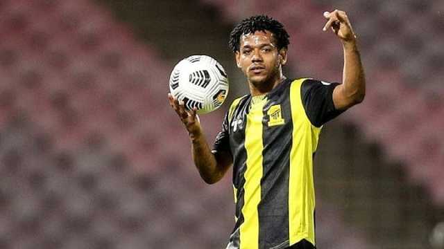 الدوري السعودي للمحترفين.. اتحاد جدة يعرض رومارينيو وجوتا على الوحدة
