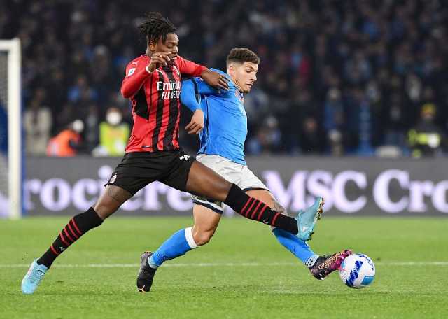 التشكيل الرسمي لمباراة نابولي ضد ميلان في الدوري الإيطالي