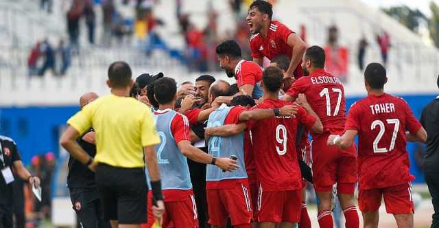 سيراميكا كليوباترا يتعاقد مع نجم الأهلي رسمياً