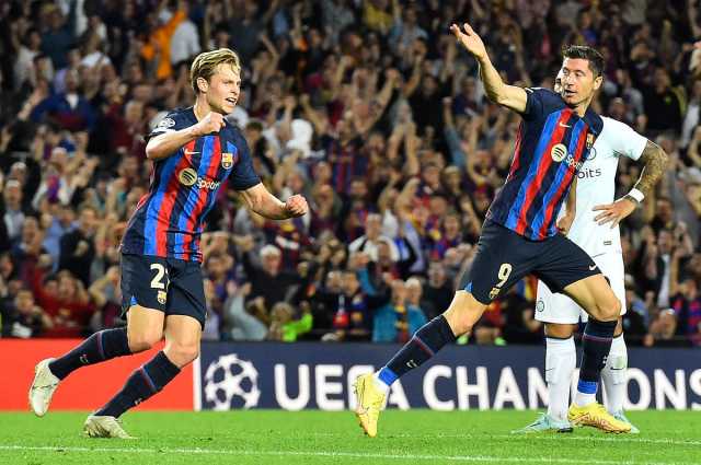 ليفاندوفسكي يقود تشكيل برشلونة لمواجهة فياريال بالدوري الإسباني