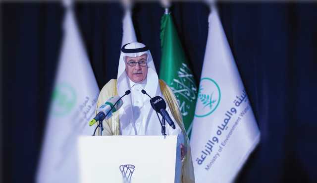 وزير البيئة يدشّن فعاليات مؤتمر 'الابتكار في صناعة التحلية'
