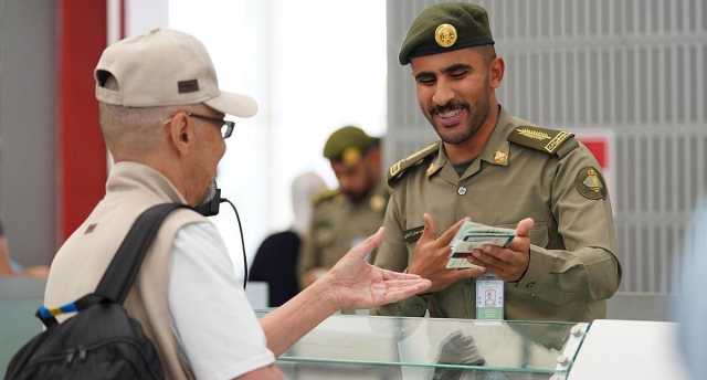 «الجوازات» تؤكد استقبال الحالات الطارئة والإنسانية أثناء فترة تحديث منصة «أبشر»