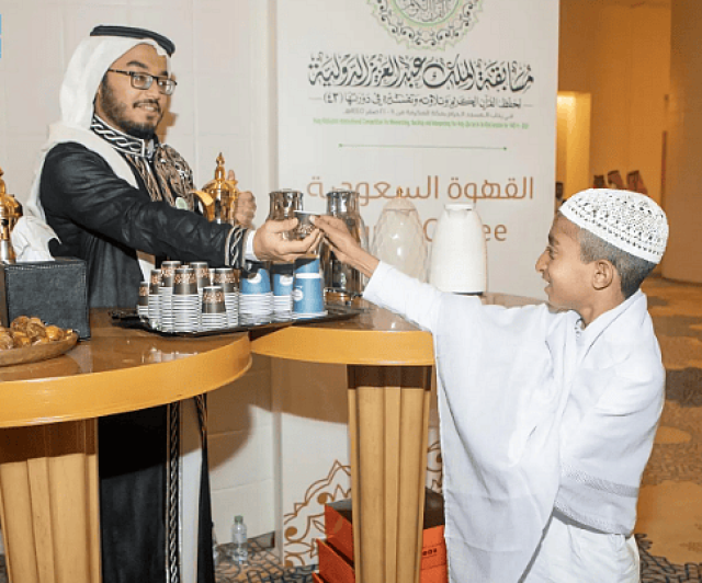 «الشؤون الإسلامية» تخصص لجانًا لخدمة المتسابقين ومرافقيهم بمسابقة الملك عبدالعزيز الدولية لحفظ القرآن الكريم