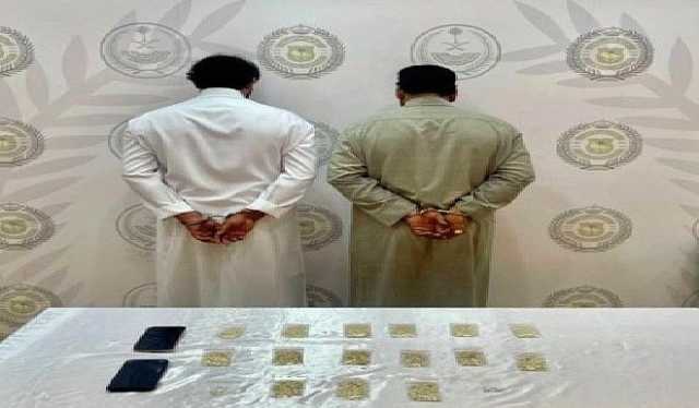 القبض على شخصين بمنطقة المدينة المنورة لترويجهما مواد مخدرة