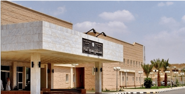 فريق طبي بجازان ينقذ حياة ثلاثيني من إصابة نافذة بالبطن
