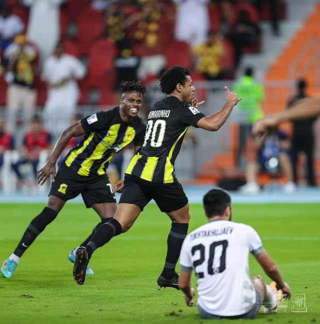 بالفيديو.. الاتحاد يفتتح مشواره الآسيوي بثلاثية في مرمى أجمك الأوزبكي