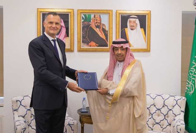 وكيل الخارجية يتسلم أوراق اعتماد سفيري الاتحاد الأوروبي وسنغافورة بالمملكة