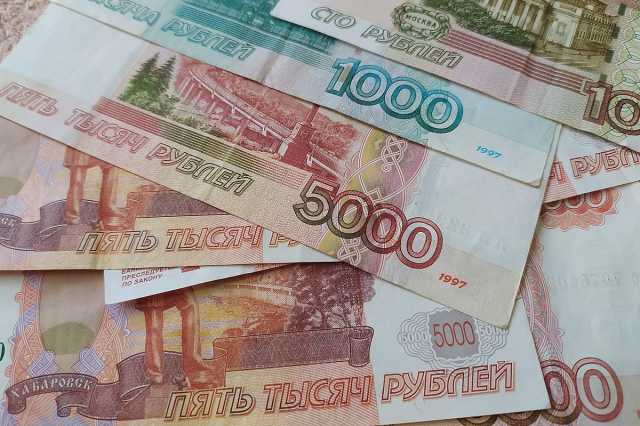 بينها السعودية.. روسيا تسمح لبنوك دول خارجية بالتداول في سوق العملات المحلية