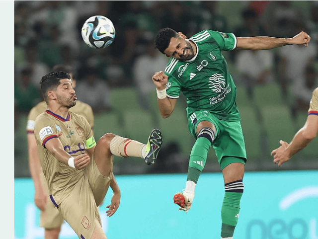أبها يقصي الأهلي من كأس خادم الحرمين رغم حالات الطرد