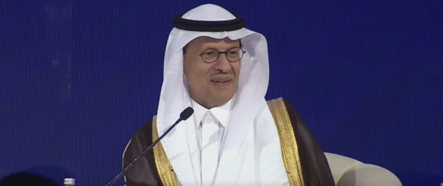 وزير الطاقة: الكرم وحسن الضيافة طبيعتنا كبدو.. ومهما تقدمنا سنحافظ على هويتنا