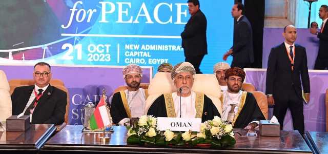 نائب رئيس الوزراء العماني: ندعم وقف نزف الدماء بصورة فورية وإيصال المساعدات لغزة