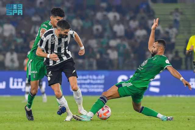 'دوري روشن': الأهلي يتعادل مع الشباب.. والوحدة يفوز على الخليج