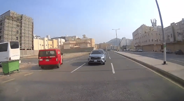 المرور: ضبط قائد مركبة سار عكس الاتجاه