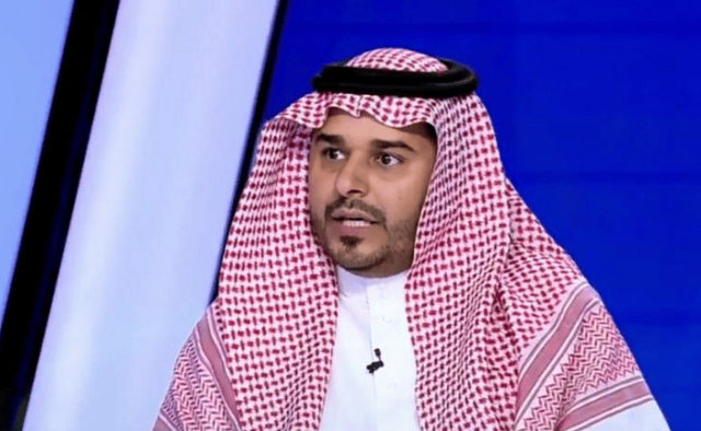 مستشار تربوي يوضح تأثير كتب التعليم الإلكتروني على النسخ الورقية