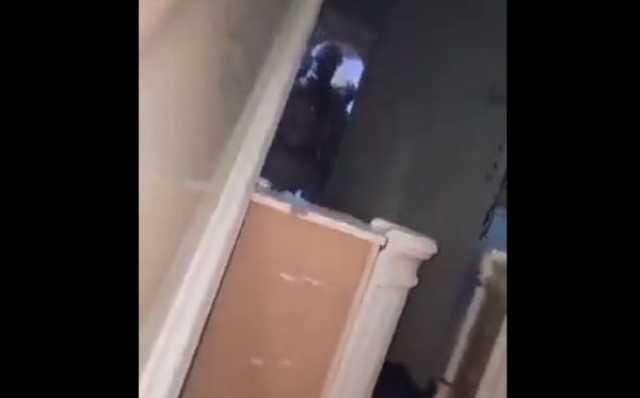 مرجعية قبائل حضرموت تطالب بالتحقيق في جرائم مداهمات لمنازل المواطنين ارتكبتها قوات تابعة للإمارات   
