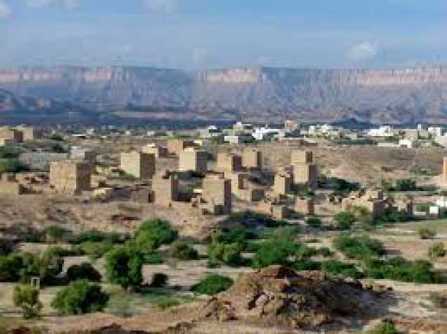 حذرت من عواقب تصفية الحسابات بين مناطق ابناء العوالق تحت أي مبررات ..قبيلة الطواسل تطالب العليمي و الاطراف المتصارعة بسرعة إطلاق سراح أبنائها المعتقلين والكف عن استفزاز المحايدين 