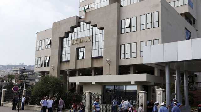 الجزائر تتمسك بالحكم ضد الصحفي الفرنسي كريستوف غليز وترفض ضغوط باريس