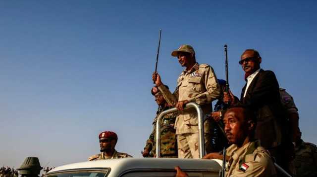 البرهان يصدر قرارا بحل قوات الدعم السريع في السودان