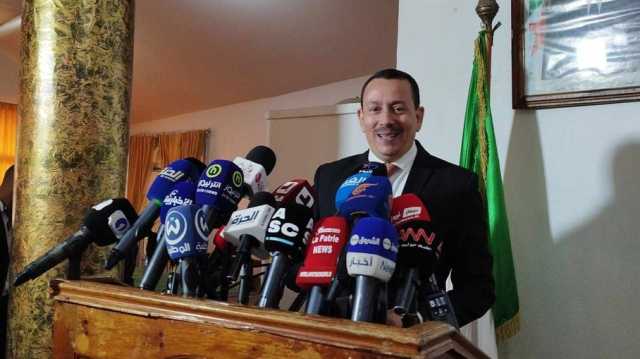 تعرف إلى بلقاسم ساحلي.. زميل سابق لتبون يطمح إلى الجلوس مكانه