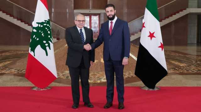 رئيس الوزراء اللبناني يصل سوريا ويلتقي الشرع في قصر الشعب.. ما محاور المباحثات؟