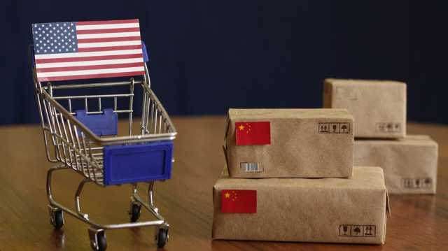 معاريف: الصين توجه ضربة قاضية للجيش الأمريكي عبر تقييد تصدير المعادن النادرة