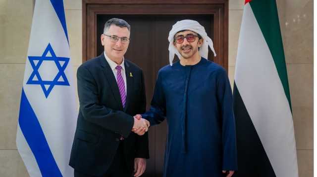 وزير خارجية الاحتلال الإسرائيلي في أبوظبي لبحث تطوير العلاقات الثنائية مع الإمارات