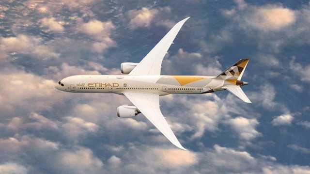 طيران الاتحاد الإماراتي يعلن استمرار تسيير رحلاته الجوية إلى تل أبيب