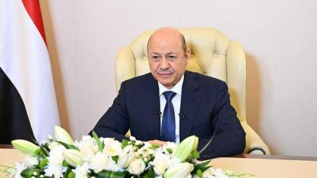 ما وراء زيارة رئيس مجلس القيادة اليمني إلى المهرة الحدودية مع عمان؟