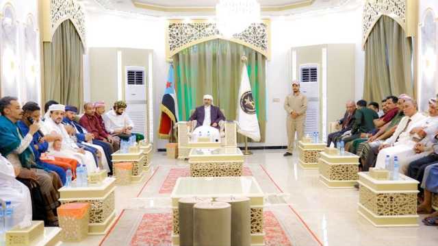 زعيم الانفصاليين باليمن يصعد ضد الرئاسي واتهامه بالانقلاب على الشراكة