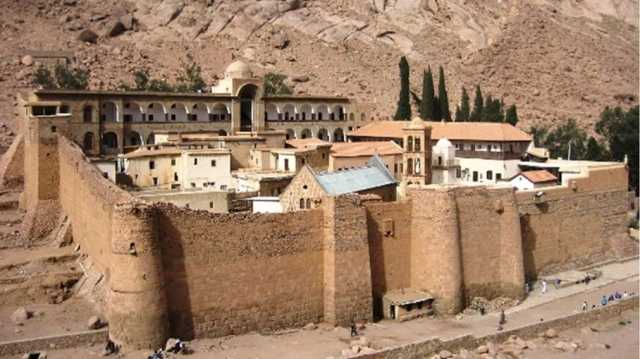 وثيقة تزعم تعهد النبي محمد بحماية المسيحيين تخلق جدلا على منصّات التواصل (شاهد)