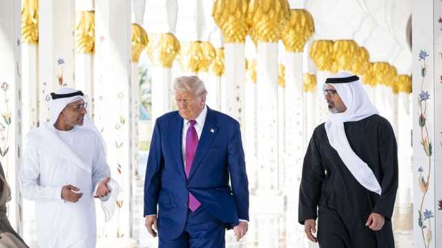 ترامب يشكر الإمارات بعد أن أغلقت مسجد الشيخ زايد من أجل زيارته