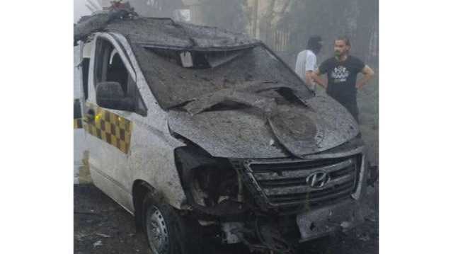 قتلى وجرحى بانفجار سيارة مفخخة في مبنى أمني بدير الزور (شاهد)