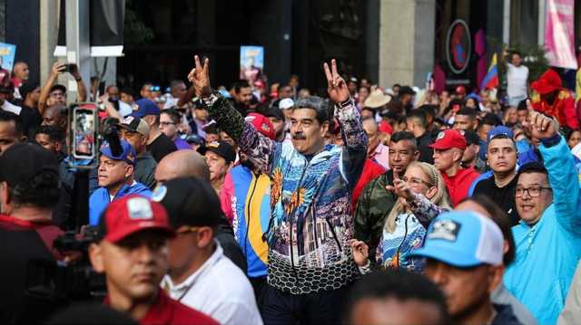الحزب الحاكم في فنزويلا يحتفظ بالسيطرة على البرلمان وسط انقسام المعارضة