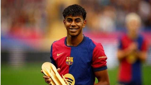 برشلونة يستعيد لمكافأة نجمه لامين جمال في عيد ميلاده الـ18