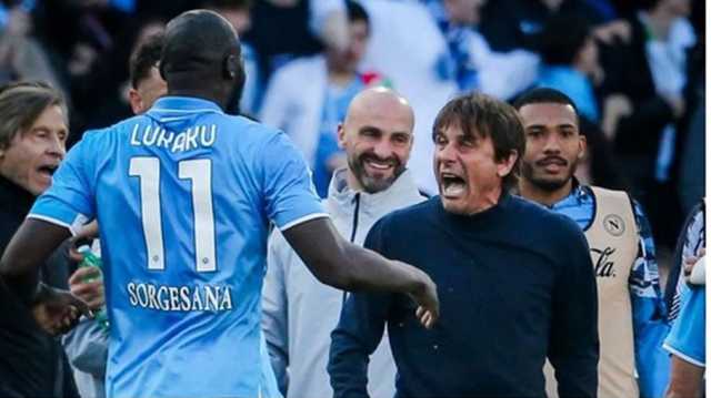 نابولي يتوج بلقب الدوري الإيطالي للمرة الرابعة في تاريخه