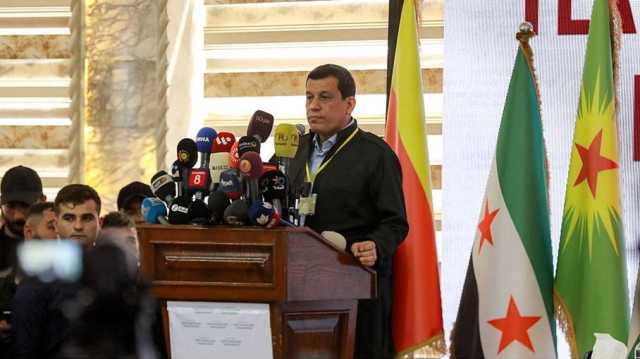 وفد من قسد يتوجه إلى دمشق للقاء القيادة السورية الجديدة