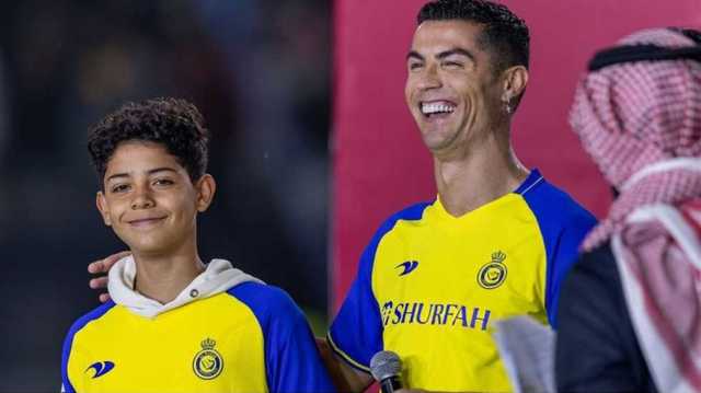على خطى والده.. استدعاء نجل رونالدو إلى قائمة منتخب البرتغال لأول مرة
