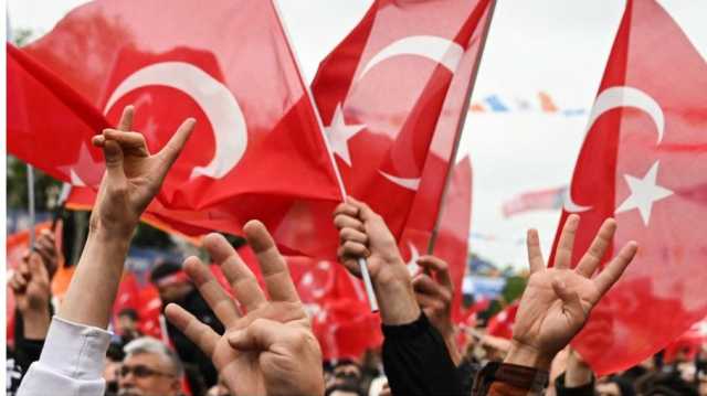 التضخم السنوي في تركيا يتراجع إلى 32.87 بالمئة الشهر الماضي