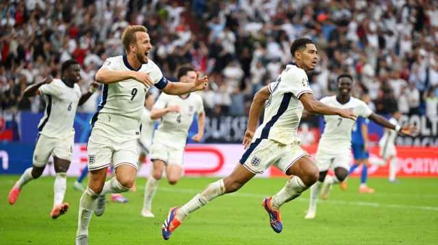 إنجلترا تعود من بعيد وتحقق التأهل أمام سلوفاكيا