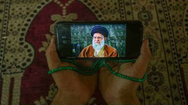 ترامب: نسيطر على أجواء إيران ونعرف أين خامنئي.. مقاتلات أمريكية تتجه للمنطقة