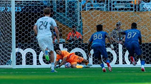 بونو يهدي الهلال السعودي تعادلا تاريخيا من أمام ريال مدريد (شاهد)