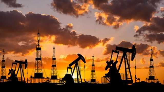 التصعيد الإسرائيلي ضد إيران يرفع أسعار النفط 11%.. ويُصعّد أزمة الغاز في أوروبا