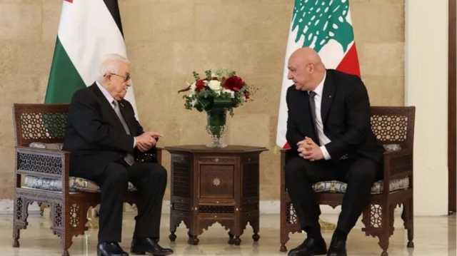 تجميد مبادرة تسليم سلاح المخيمات الفلسطينية في لبنان.. لماذا تراجع عباس؟