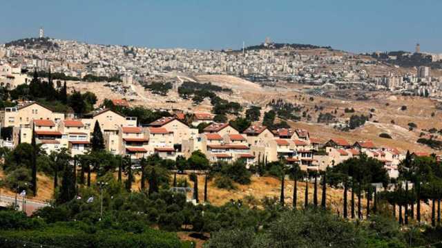الغارديان: حملة تمويل في أمريكا للجيش الإسرائيلي والمستوطنات غير القانونية في الضفة الغربية