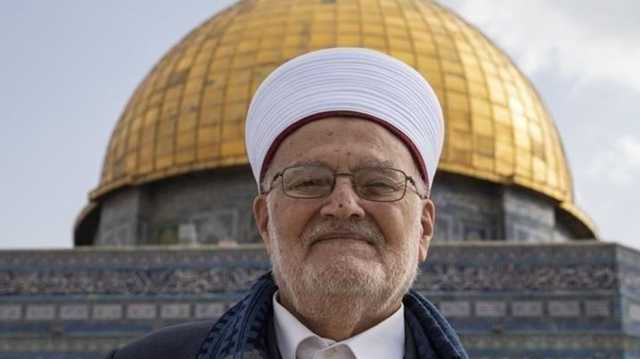 خطيب الأقصى يحذر من انقضاض اليمين الإسرائيلي على المسجد