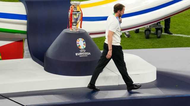 ساوثغيت يستقيل من تدريب إنجلترا بعد إخفاق الفوز بـاليورو